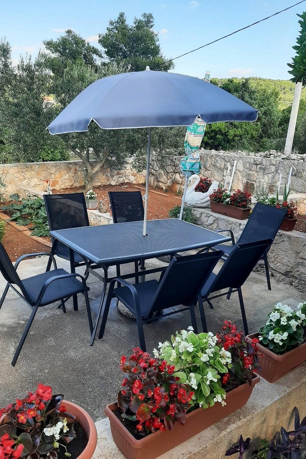 3-Zimmer-Haus mit Terrasse und Meerblick Bucht Piskera, Solta K-21775 in Necujam, Solta