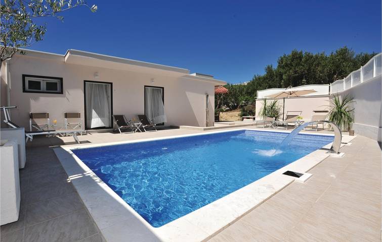 Ferienhaus für 8 Personen in Makarska