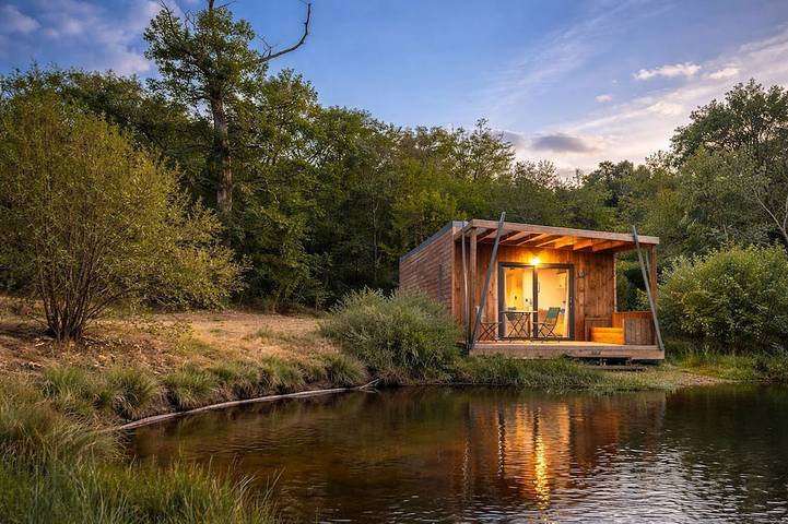 Maison pour 2 personnes, avec piscine ainsi que jardin et terrasse à Sadirac