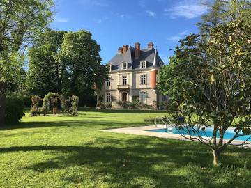 Chambre d’hôte pour 2 personnes, avec piscine et jardin dans la Loire