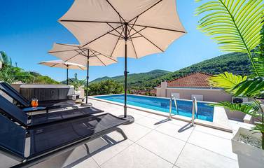 Villa für 6 Personen, mit Garten und Whirlpool auf Korcula