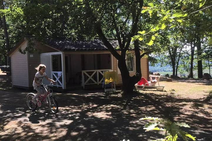 Maison pour 5 personnes, avec terrasse et piscine à Prayssac