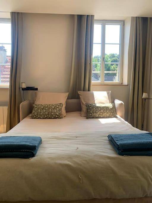 Appartement entier, One-Bedroom Apartment in Écouen, Val-d'Oise