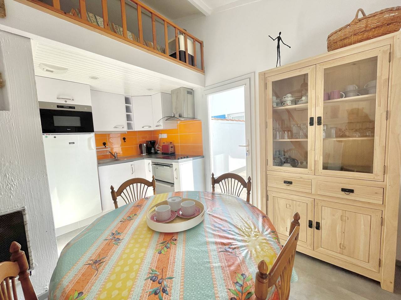 Charming 1-Bed Apt with Pool, Tennis, and Beach Access in Bretignolles-sur-Mer, Loire Valley