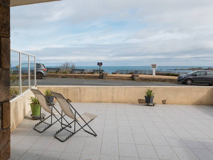 Appartement entier, Appartement Au Point De Vue 'Gîte Île Grande' avec vue mer, terrasse privée et Wi-Fi in Perros-Guirec, Côte de Granit Rose