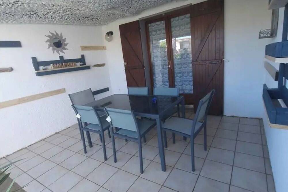 Petite Maison de Vacance à 100m de la Plage. Idéal Pour des Séjours Paisible in Poggio-Mezzana, Corte region