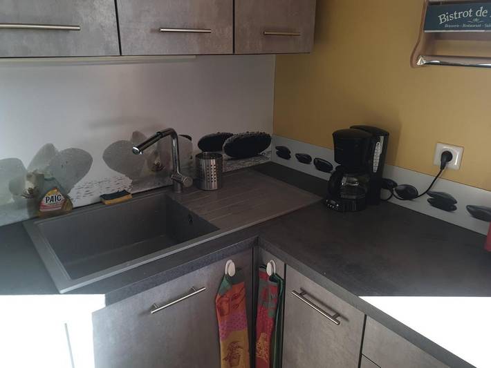 Gîte pour 3 personnes, avec jardin ainsi que vue et terrasse à Figeac - 4