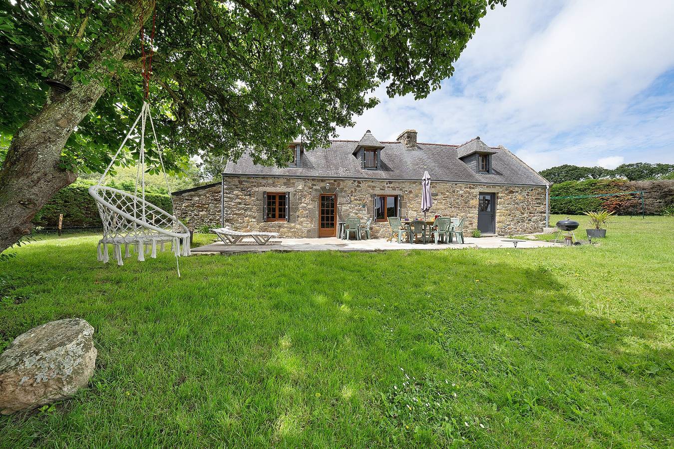 Casa tranquila con jardín, cerca del Gr34 y Crozon in Crozon, Iroise