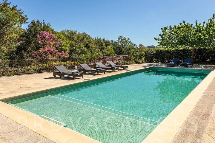 Villa for 6 people, with pool and balcony/terrace - 1