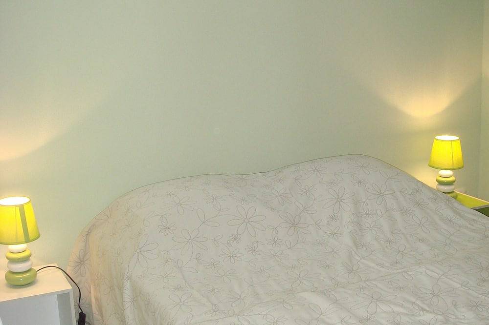 House high capacity with private pool in Meursanges, Beaune region