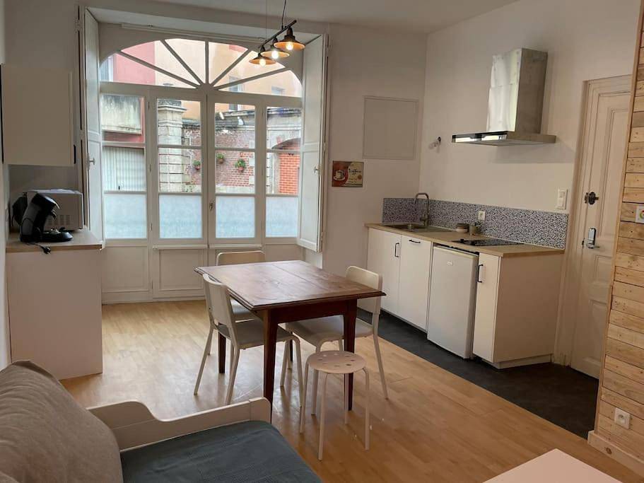 Appartement entier, Appartement 2 pièces Classé 2 * * in Janzé, Région de Rennes