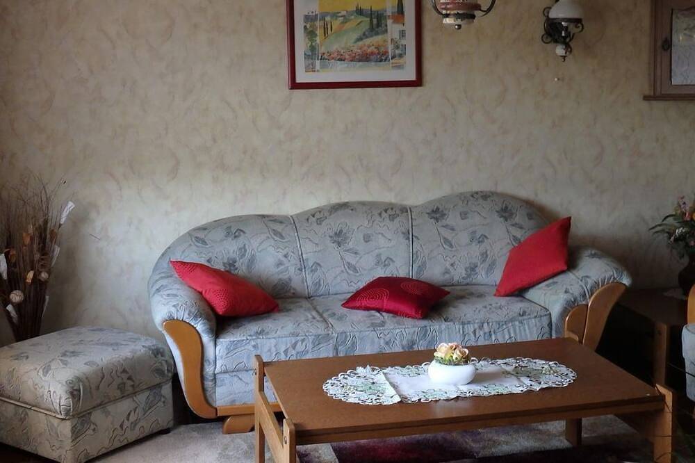 Ganze Wohnung, Ferienwohnung Unger - Appartement in Annweiler, Südliche Weinstraße