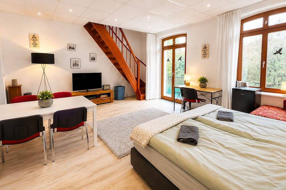 Ganze Wohnung, Troisdorf - City - 145 Qm - 1 bis 6 Personen in Troisdorf, Rhein-Sieg-Kreis