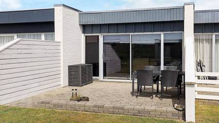 Ferienhaus für 4 Personen, mit Pool und Terrasse, mit Haustier in Agger