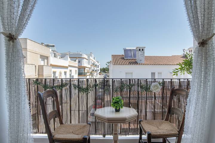 Entire apartment, Central Apartment for Families & Couples with Sea View, Wi-Fi & Air Conditioning in Conil de la Frontera, Costa de la Luz