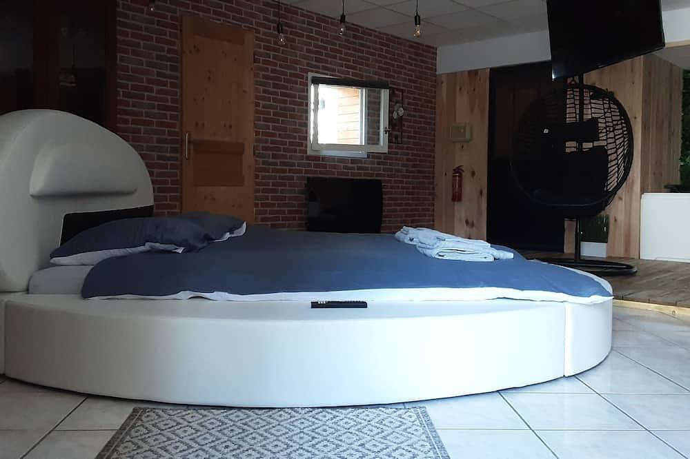 Appartement entier, Hôtel du Berry - Meublé de charme Sauna, Hammam, Jacuzzi in Reuilly, Région d'Issoudun