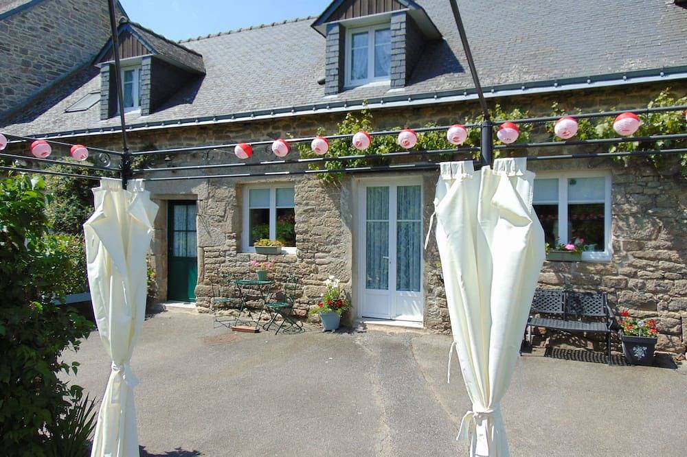 Maison du Calme - Sentez-vous chez vous pendant votre absence in Lignol, Région de Pontivy