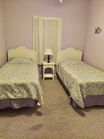 Vacation Apartment for 8 Guests in Wildwood, Jersey Shore, Picture 2