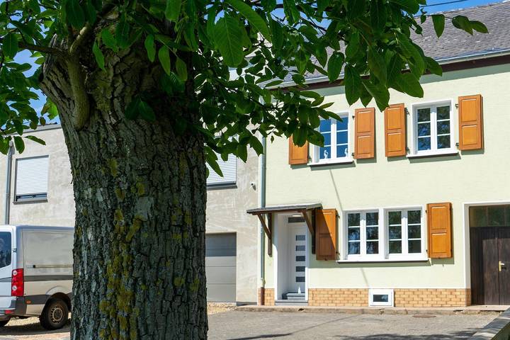 Ferienhaus für 6 Personen, mit Terrasse und Garten