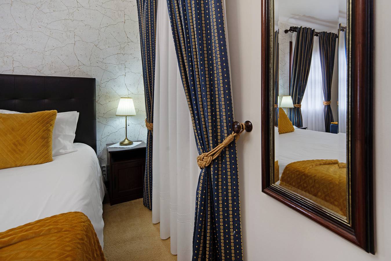 Room 'Duplo Com Sofá-cama' with Shared Pool, Shared Garden and Wi-Fi in Terra-Chã, Terceira (Azores)