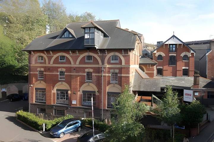 Apartment for 4 people, with pets in Exeter