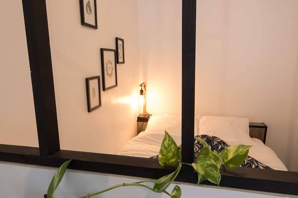 Entire apartment, Breuil Station, fully-equipped studio in La Mure, Isère