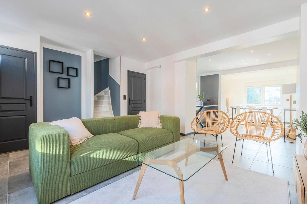 House 4bed 2bath with garden and private parking. in La Madeleine, Région de Lille
