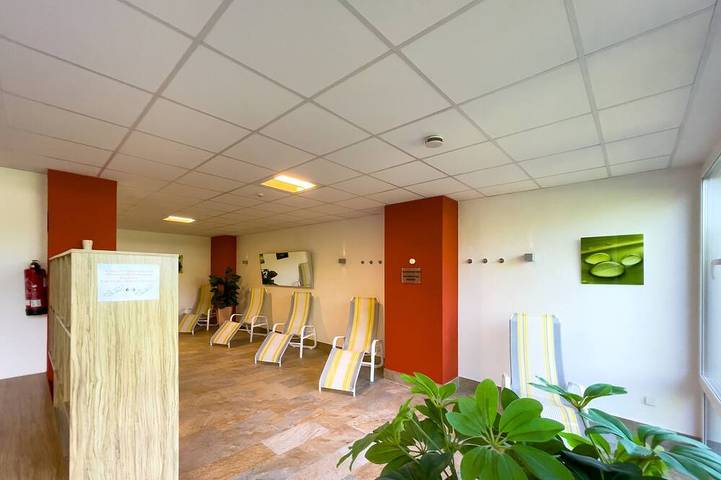 Ganze Wohnung, Modernes "Alpenguck" Apartment mit Pool und Sauna in Scheidegg im Allgäu in Scheidegg, Bayerisch Schwaben