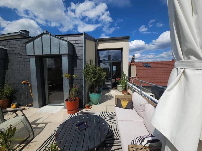 Gîte pour 2 personnes, avec Balcon ainsi que Terrasse et Vue à Romainville - 4