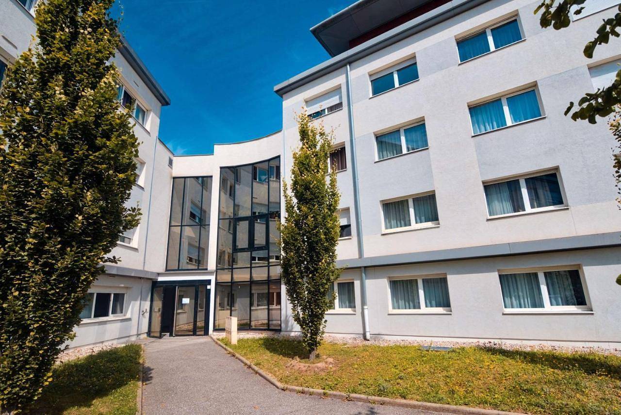 Comfort Aparthotel Les Hauts d'Annecy in Seynod, Annecy (commune)