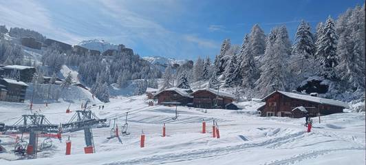 Gîte pour 6 personnes, avec balcon dans Plagne 1800