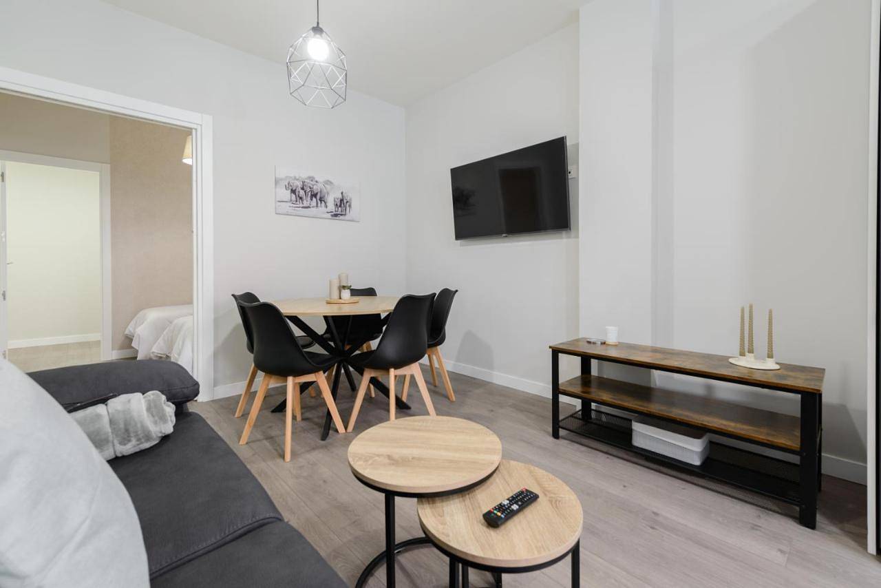 Apartamento entero, Torrejón Suites Bajo 9 in Torrejón de Ardoz, Provincia de Madrid