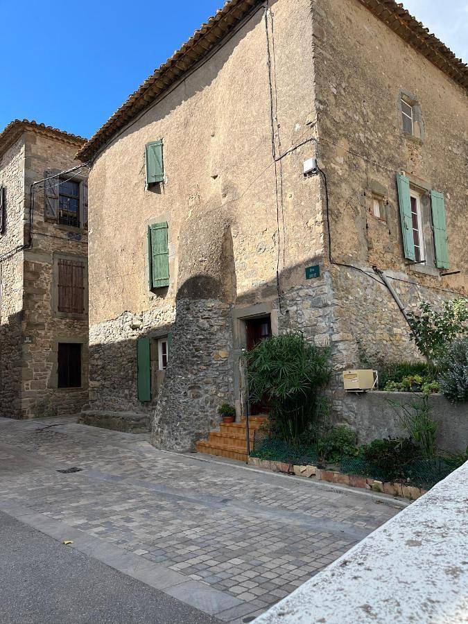 Location de vacances pour 2 personnes, avec vue et balcon à Mailhac - 3