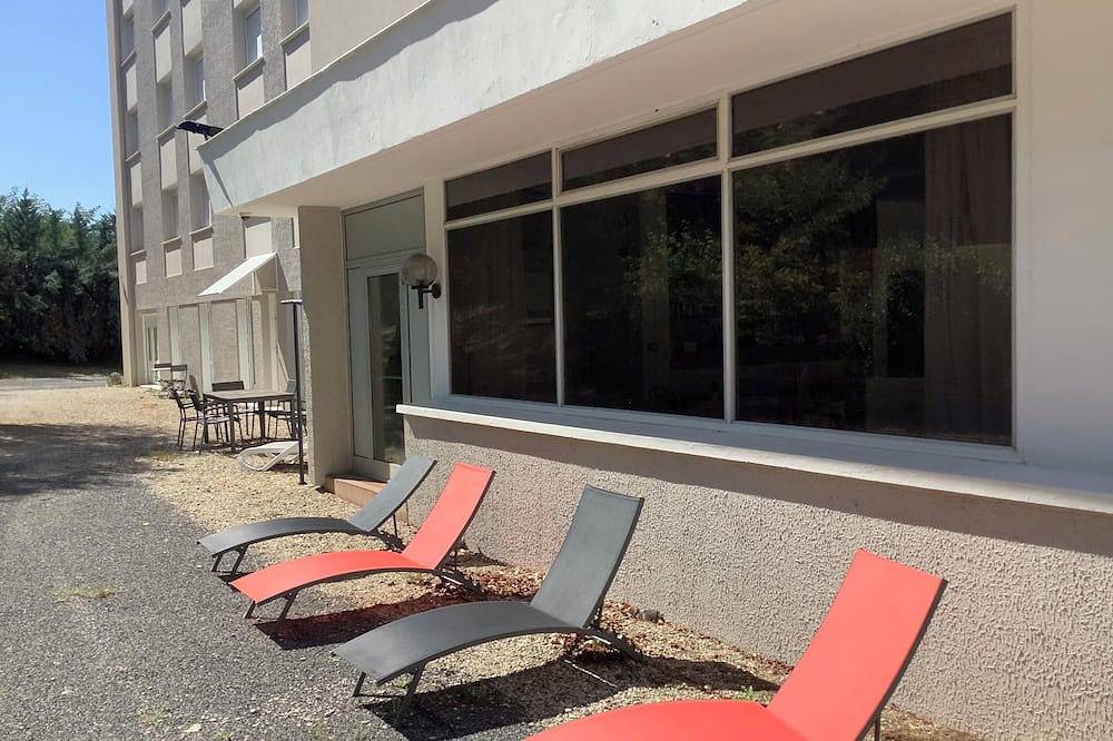 Hôtel 3 étoiles dans un cadre calme. Toutes les chambres sont climatisées. in L'Horme, Parc Naturel Régional du Pilat
