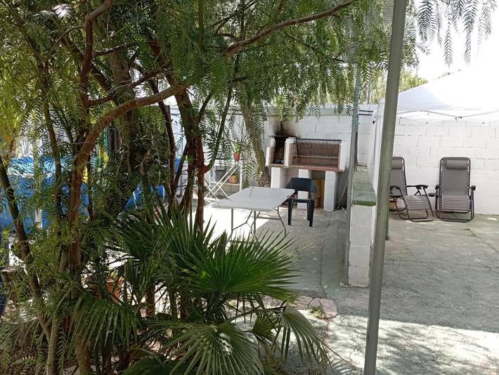 Casa rural para 4 personas, con Balcón y Terraza además de Jacuzzi y Jardín en Elda - 2