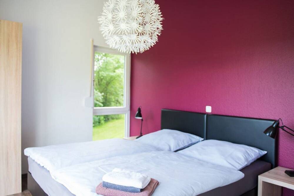 Ganze Wohnung, Ferienhof - Weites - Land, große Fewo mit Terrasse, Garten und Kinderspielplatz in Stadtkyll, Rureifel (Nordrhein-westfalen)