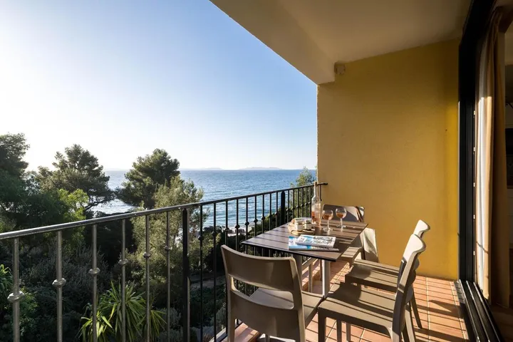 Aparthotel para 8 personas, con jardín y vistas, Se admiten mascotas - 1