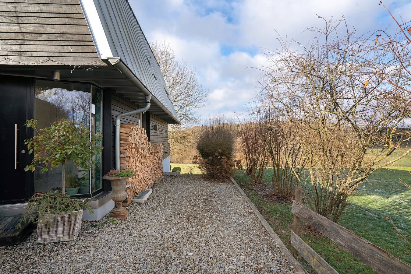 Ganze Wohnung, Ferienwohnung 'Modernes Ammersee' mit privater Terrasse, privatem Garten und Wi-Fi in Windach, Ammersee