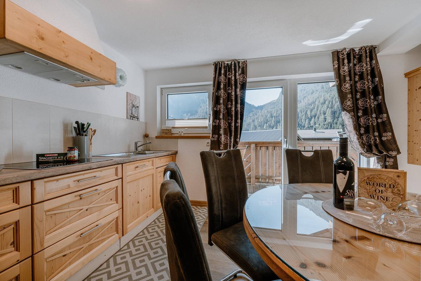 Geheel vakantieappartement, Top 2 in Huben, Längenfeld