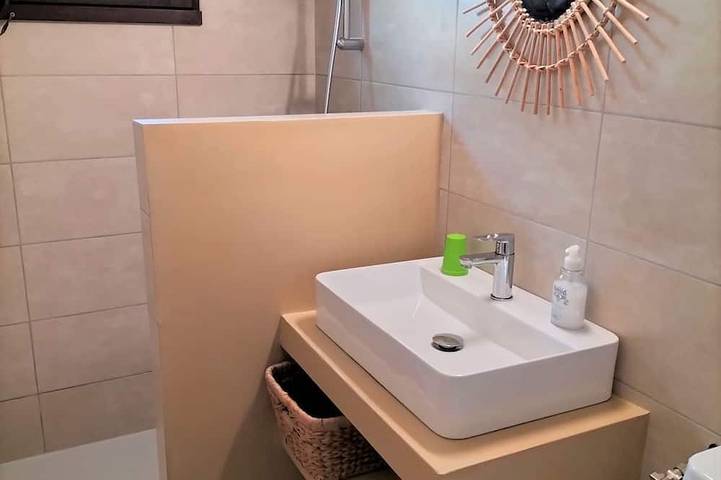 Gîte pour 4 personnes, avec jardin à Lacanau - 4