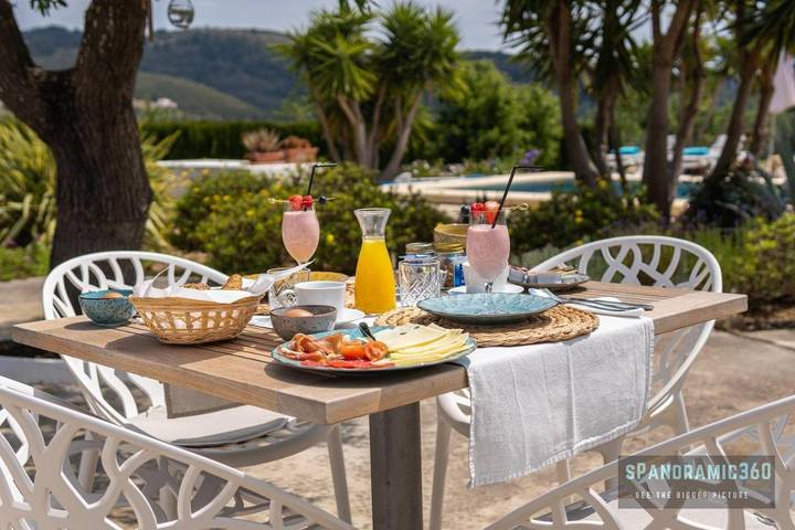 Location de vacances pour 2 personnes, avec piscine ainsi que jardin et vue à Llíber - 2