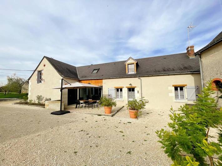 Location de vacances pour 7 personnes, avec Terrasse et Jardin à Artannes-sur-Indre