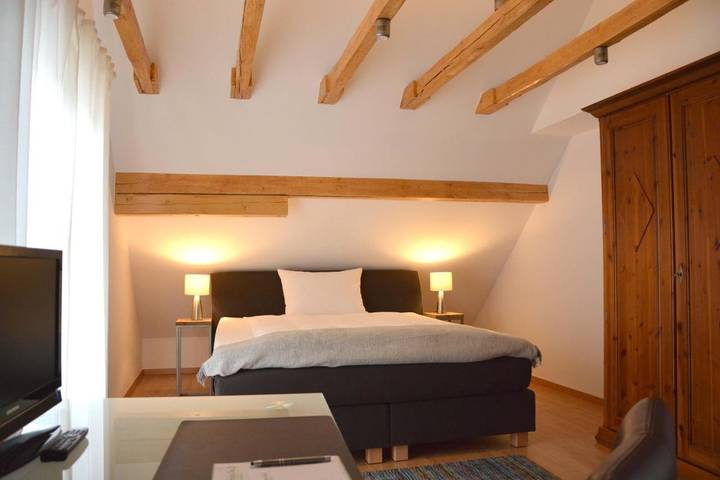 Hotel für 3 Personen, mit Balkon und Terrasse sowie Garten und Ausblick