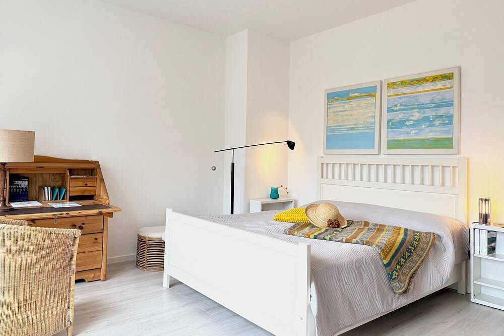 Ganze Wohnung, Ferienwohnung Seezeit1 -mit hellem Wintergarten für seenahe Erholung am Bodensee in Nonnenhorn, Bayerisch Schwaben