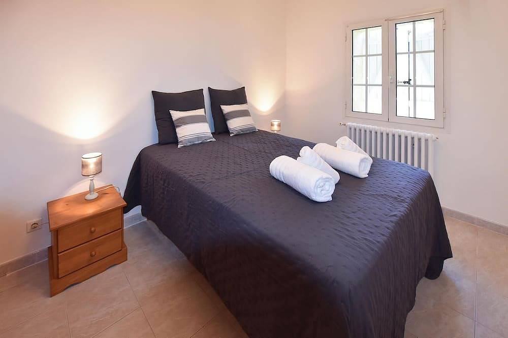 Gorgeous home in Sernhac in Sernhac, Nimes und Umgebung