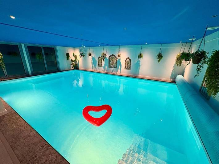 Vakantiehuis voor 2 personen, with Terras and Tuin as well as Zwembad and Sauna in Soest