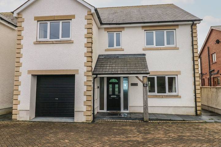 Holiday home for 10 people, with garden, with pets - 1