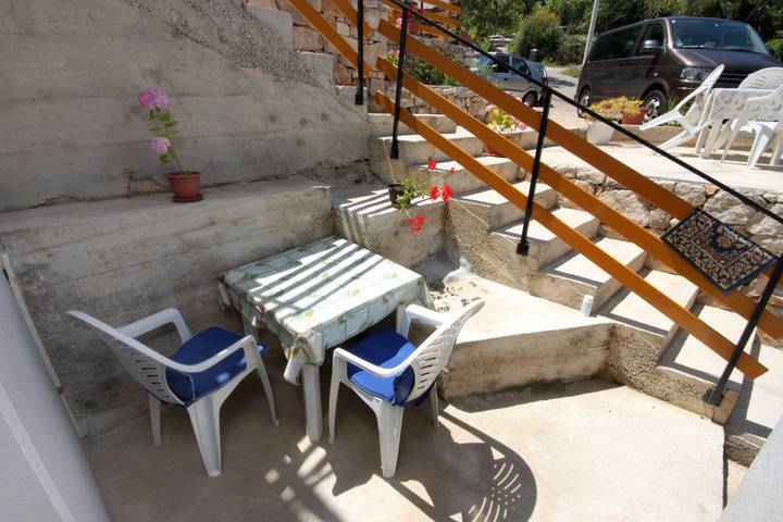 Ferienwohnung für 2 Personen, mit Balkon/Terrasse in Valun