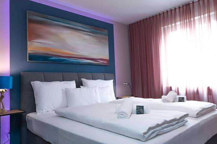 Deluxe Suite für 4 Personen - Kunsthotel Kirchenwirt Stubenberg in Gemeinde Stubenberg, Steirerland
