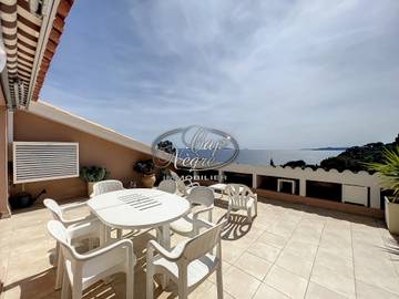Gîte pour 4 personnes, avec terrasse à Rayol-Canadel-sur-Mer